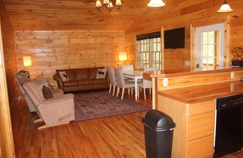 Whittier House | 180 DEGREE VIEW SMOKY MOUNTAIN NATIONAL PARK 3 miles Cherokee 5 miles casino!