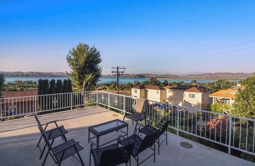 Lakeland Village House | 180° Lakeview 5B/3B Gameroom, Boat/RV Parking FastWifi, Beautiful Views, Family