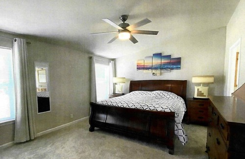 Winchester Bay House | 1800 sq ft New Home within 2 blocks of sand dunes, Umpqua River, marina, & town