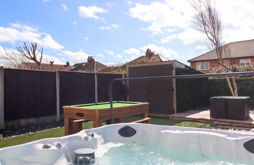 Thornton-Cleveleys Cottage | 19 SLINGER ROAD, pet friendly, with hot tub in Thornton-Cleveleys