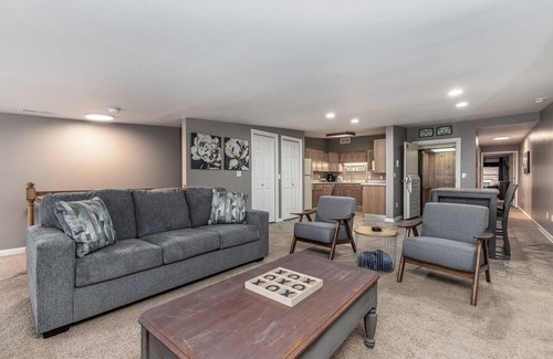 Downtown Dubuque Apartment | 190 on Main #3