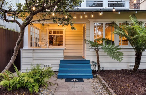 Venice House | 1908 Bungalow - Amazing Location! Amazing Reviews!