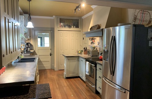 Polson House | 1910 Craftsman Home with private yard in downtown Polson, Mt on Flathead Lake
