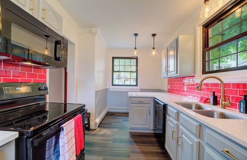 Lakeside House | 1924 Firehouse No. 6