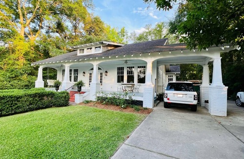 Covington Cottage | 1926 Guest Cottage at River Landing