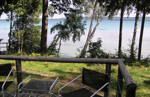 Glen Arbor Cabin | 1936 Lakefront Log Cabin - Historic Big Glen Lake Family Retreat Dunes Lakeshore