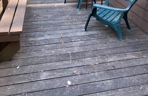 Middletown Cabin | 1937 upgraded Cabin in tree/ mountain area walking distance to town.