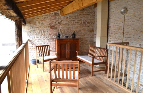 Verteuil-sur-Charente House | 19th century bourgeois residence in the heart of the village, view of the Château de Verteuil