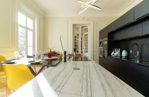 Veigne Other | 19th-century Château de Fontiville, close to all amenities.