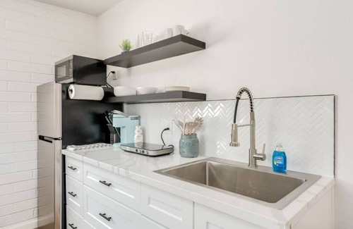 Palo Verde Apartment | 1Bed Private Guesthouse by UofA and Med Centers