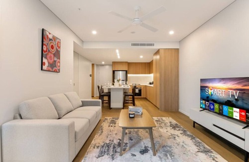 West End Apartment | 1BR Luxury apt at prime location w/carpark