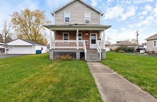 Crete Apartment | 1BR+Office Apt. Chicago South Suburbs Near Indiana