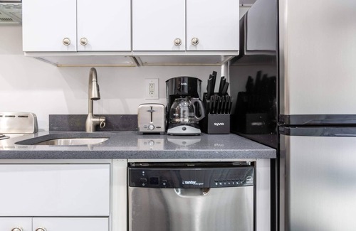 Bowery Apartment | 1BR, w/w/d in unit, By Subway