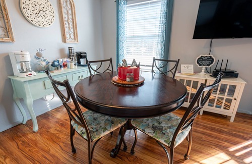 Table Rock Condo | 1BR Walk-In ~ Jetted Tub ~ Near The Strip ~ FREE TICKETS INCLUDED! (FC12-3)