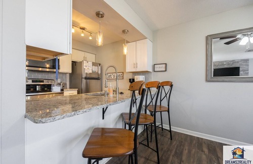 Table Rock Condo | 1BR WALK-IN~Pet Friendly ~ Resort Amenities ~ Fishing ~ FREE TICKETS INCLUDED! (PR40-10)