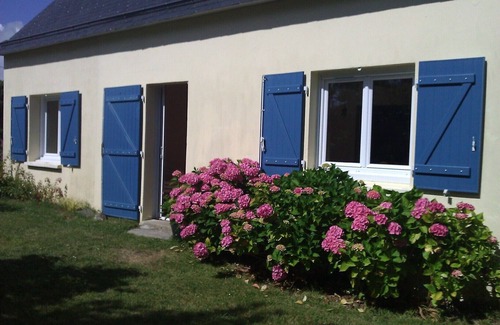 Crozon House | 1km from Morgat beach, sleeps 5, quiet hamlet