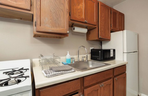 Shadyside Apartment | ①min->Walnutst:CMU:Pitt