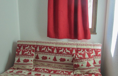 Puy-Saint-Vincent Apartment | 1st floor apartment 5 minutes from the slopes