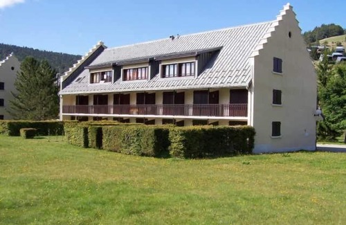 Correncon-en-Vercors Apartment | 1st floor, balcony, tv, 30m², Villard de Lans