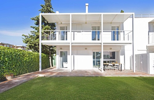 Calella de Palafrugell Villa | 1VICK 01 - Beautiful house in a quiet area with pool near the beach of Calella de Palafrugell