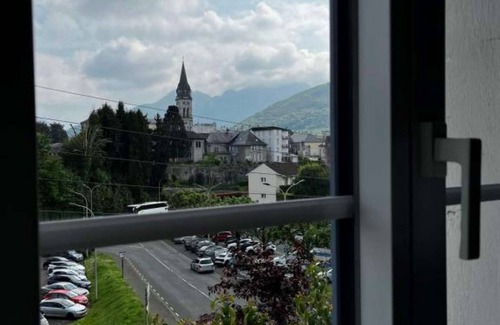 Lourdes Apartment | 2-1 Charming T2 bis near train station and town center - Parking nearby