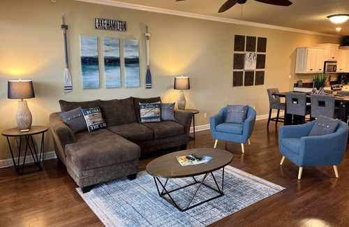 Lake Hamilton Condo | 2/2 Condo on Lake Hamilton - Great Location! 10% discount on 7 night rental