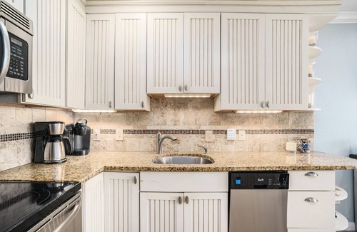 Galveston Condo | π 2/2 Seascape, Galveston Ocean View, Large Balcony, Washer/Dryer in Unit