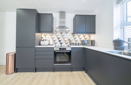 Headington Apartment | ** 2 Ashbrook Windmill - Luxury ground floor 1 bedroom flat ****