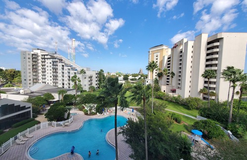 Florida Center Condo | 2 BD/2 BA minutes from Universal Studios & Epic Universe