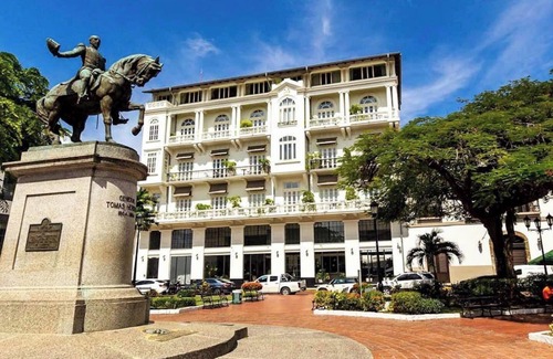 Casco Viejo Condo | 2 Bdr + 2 Bthr in Casco Viejo of Panama City w/Rooftop Pool