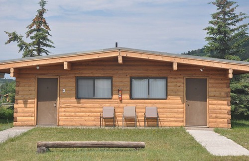Moran Cabin | 2 Bdrm/1 Bath Cabin With Full Kitchen and Amazing Teton Views