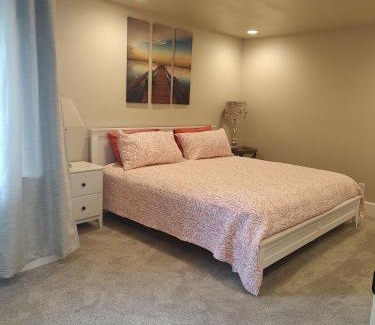 Florence Apartment | 2 bdrm, Walking distance to all