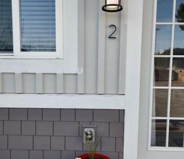 Florence Apartment | 2 bdrm, Walking distance to all