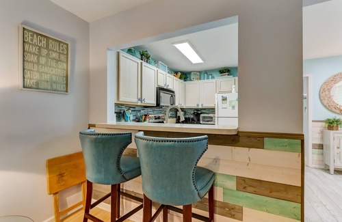 Fernandina Beach House | 2 Bed/2.5 Bath Townhome In Gorgeous Timeless Amelia Island Steps from the Beach