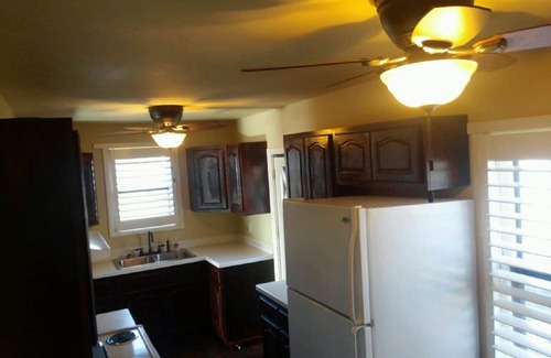 Cody House | 2 Bed/2 Bath add bedrooms + 50 a night 2 blocks to downtown