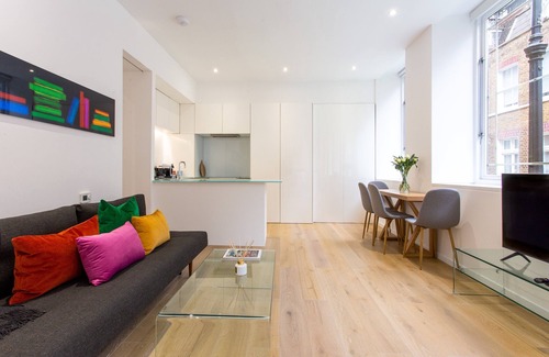 Mayfair Apartment | 2 Bed 2 Bath Apartment Off Regent Street