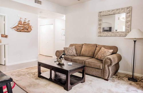 Rhodes Ranch House | 2 Bed 2 Bath - Beautiful Pool, Gym, Game Room