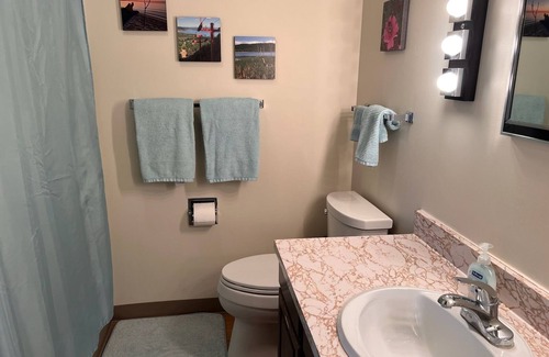 Cedar Condo | 2 bed, 21/2 bath condo, heated pool