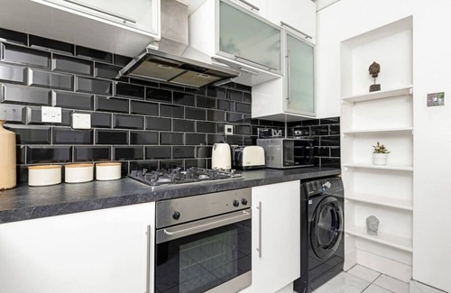 Bromley North Apartment | 2 Bed Apartment in Bow
