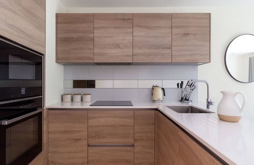 Woolwich Riverside Apartment | 2 Bed Apartment in Woolwich