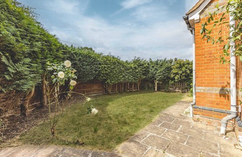 Ascot Apartment | 2-Bed Close to Windsor Castle & Ascot Races