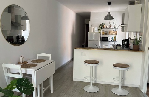 Badalona Apartment | 2 bedroom apartment close to Badalona Beach and the center of Barcelona