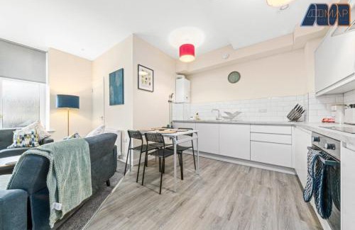 Methil Apartment | 2 Bed Flat Sleeps 4 With Parking in Fife