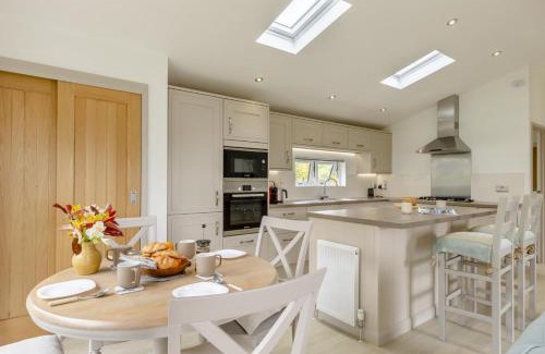 South Brent Cabin | 2 Bed in Avonwick oc-l32020