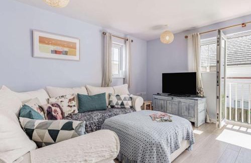 Camber House | 2 Bed in Camber 88709