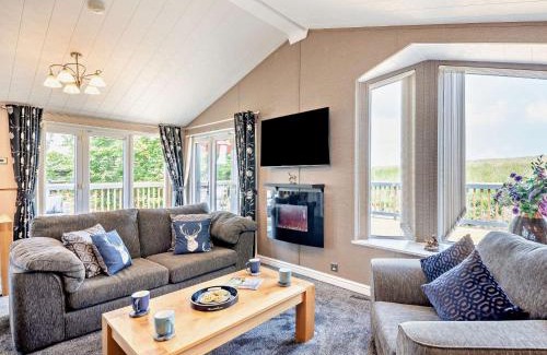 Hawick House | 2 Bed in Cavers 96262
