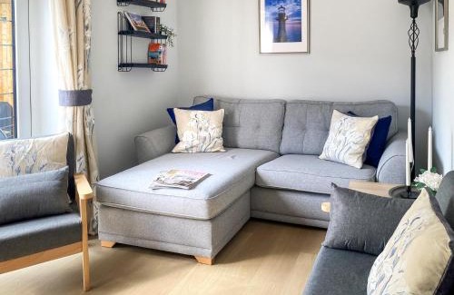 Llanrhidian Higher House | 2 Bed in Gower 95129