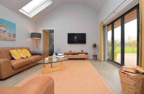Lincoln House | 2 bed in Lincoln 53878