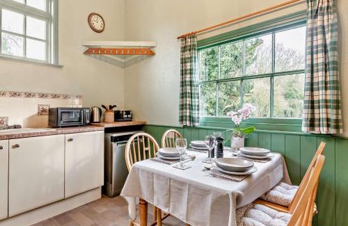 Alford House | 2 Bed in Mablethorpe 94226