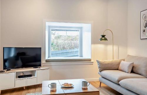 Oban House | 2 Bed in Oban 93232